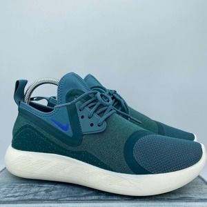 Nike Women's Lunarcharge Essential Running Shoe Green Size 8